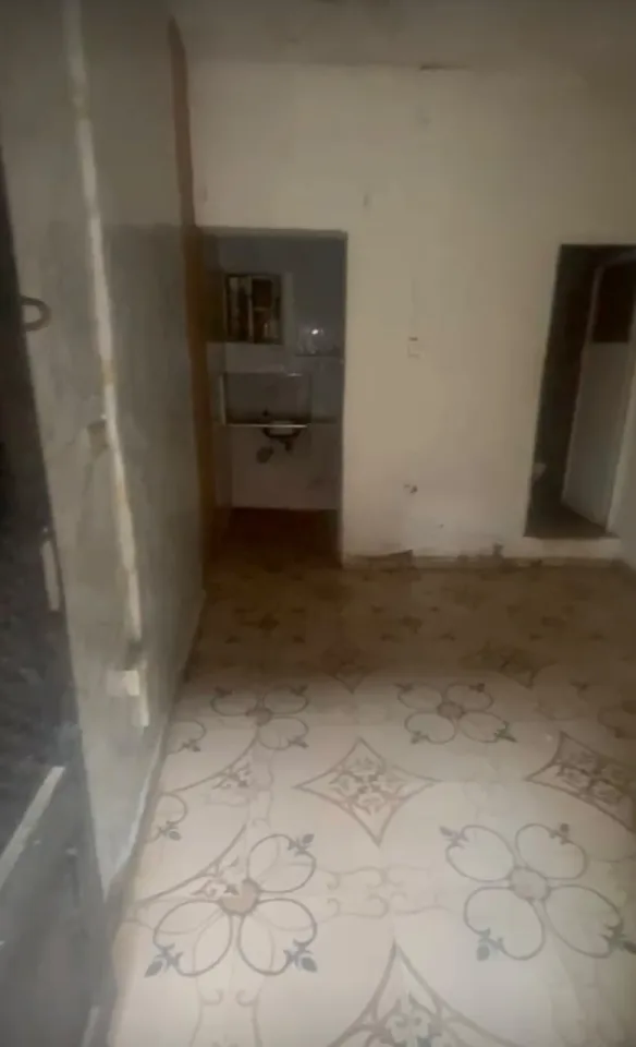 Spacious Roomself